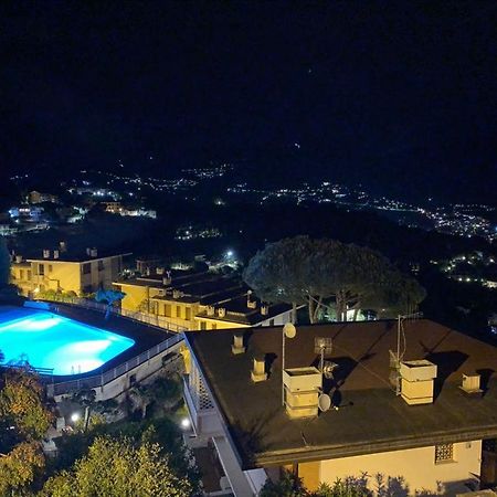 Residence "Delfino" Con Piscina E Campo Da Tennis Rapallo Eksteriør bilde
